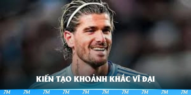 Kẻ kiến tạo những khoảnh khắc vĩ đại!