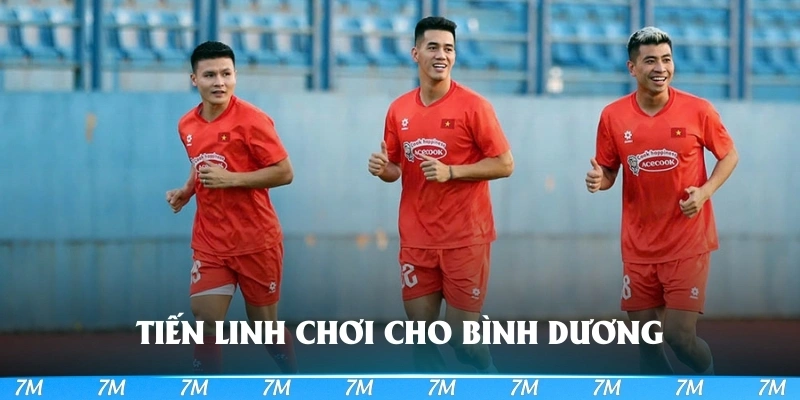 Tiến Linh đang chơi cho Bình Dương